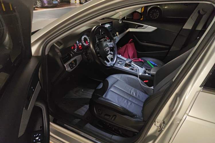 Used Audi A4L 2017 40 TFSI Fashion Model Left Front Seat