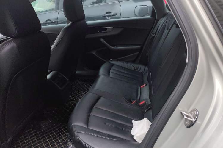 Used Audi A4L 2017 40 TFSI Ambition Edition Left Rear Seat