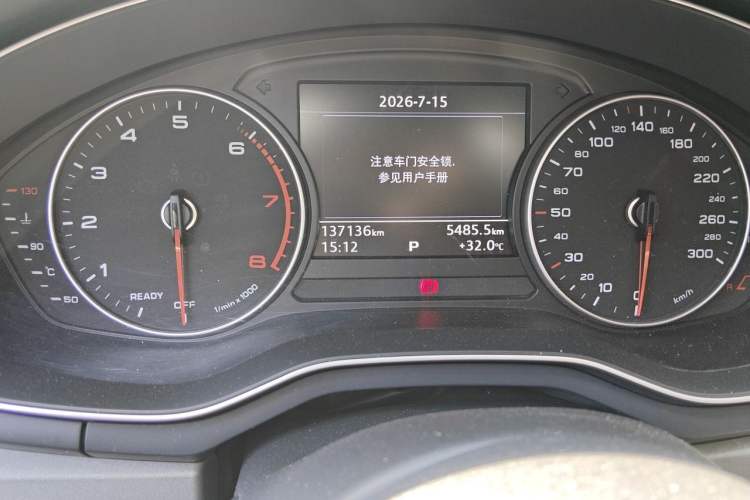 Used Audi A4L 2017 40 TFSI Ambition Edition Odometer Close Up