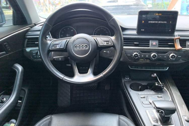 Used Audi A4L 2017 40 TFSI Ambition Edition Steering Wheel