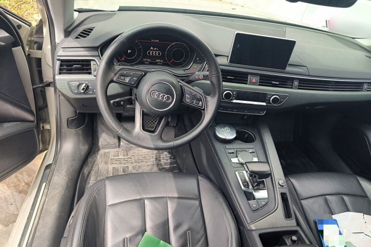 Used Audi A4L 2017 40 TFSI Style Edition Steering Wheel