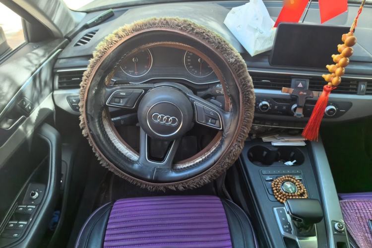 Used Audi A4L 2017 40 TFSI Ambition Edition Steering Wheel