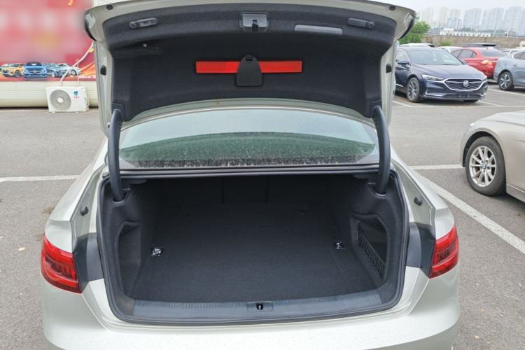 Used Audi A4L 2017 40 TFSI Ambition Edition Trunk