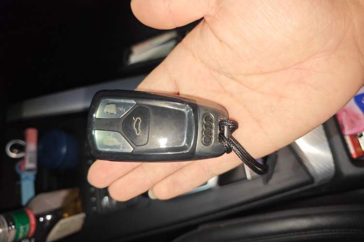 Used Audi A4L 2017 Plus 40 TFSI Fashion Model Vehicle Key
