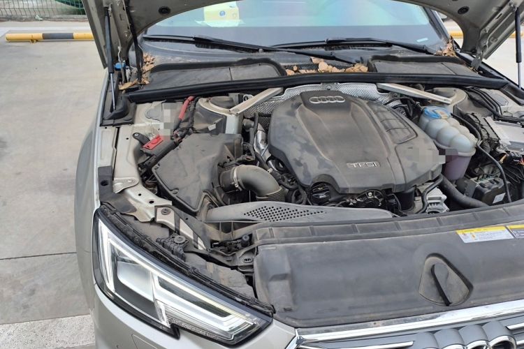 Used Audi A4L 2017 40 TFSI Sport Edition Engine Bay Right