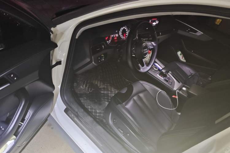 Used Audi A4L 2017 Plus 40 TFSI Ambition Model Driver Seat