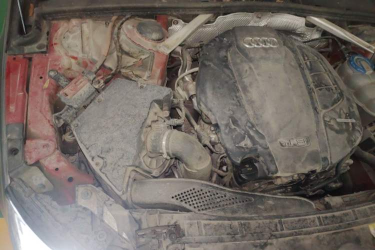 Used Audi A4L 2017 40 TFSI Fashion Model Engine Bay Right