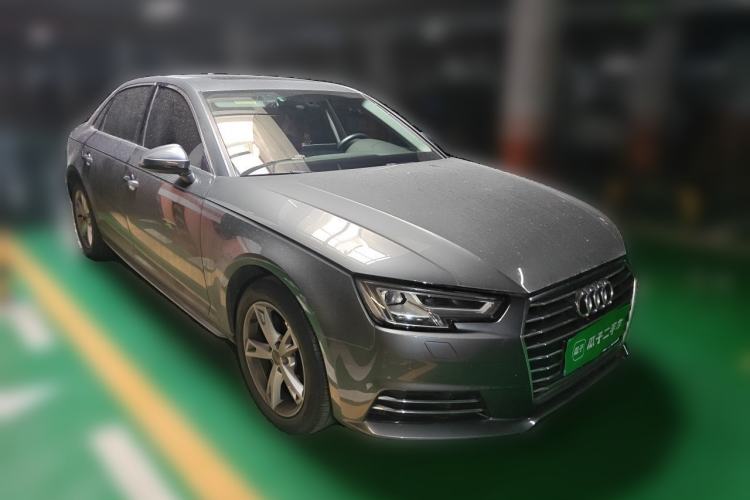Used Audi A4L 2017 Plus 40 TFSI Fashion Model Front Right 45 Deg