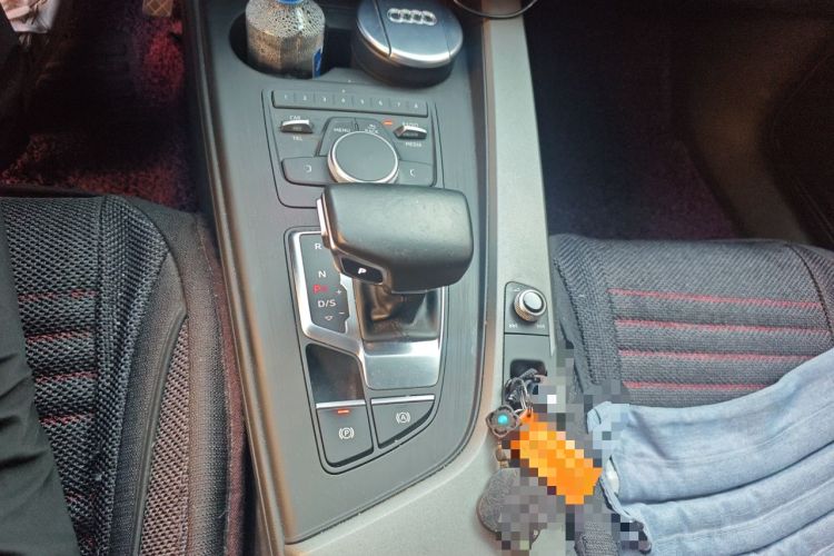 Used Audi A4L 2017 40 TFSI Ambition Edition Gear Lever