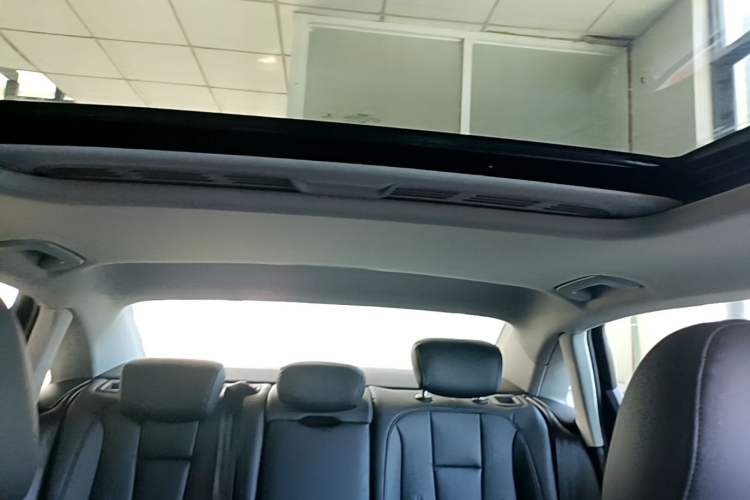 Used Audi A4L 2017 40 TFSI Ambition Edition Headliner