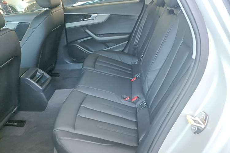 Used Audi A4L 2017 40 TFSI Ambition Edition Left Rear Seat