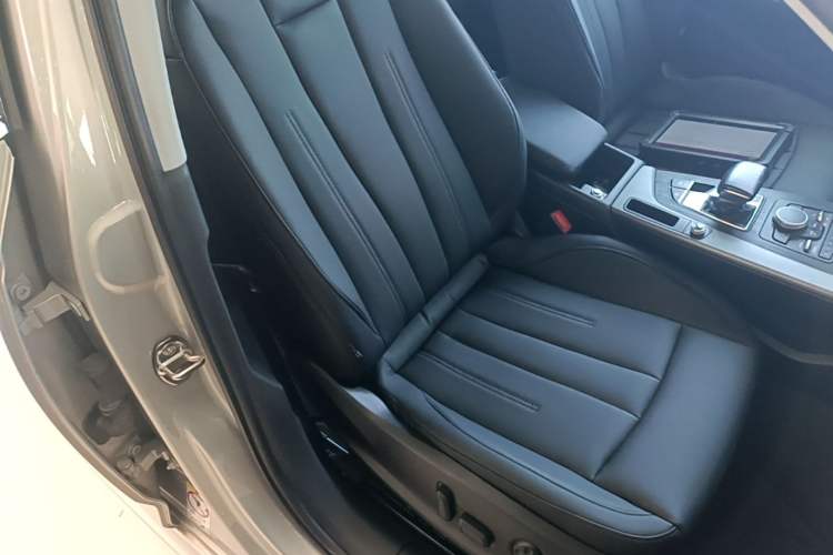 Used Audi A4L 2017 40 TFSI Ambition Edition Right Front Seat