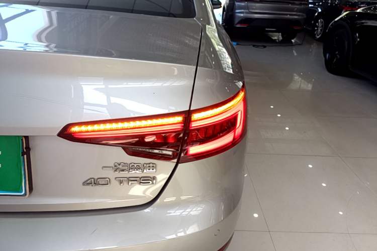 Used Audi A4L 2017 40 TFSI Ambition Edition Right Rear Taillight