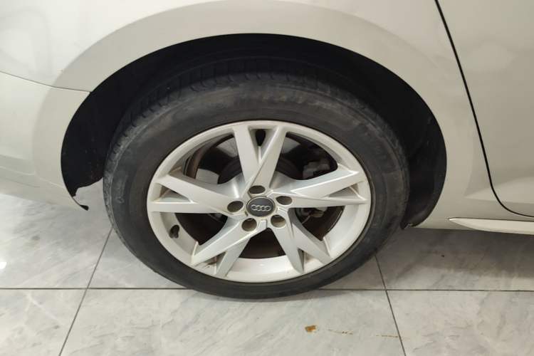 Used Audi A4L 2017 Plus 40 TFSI Ambition Model Right Rear Wheel Hub