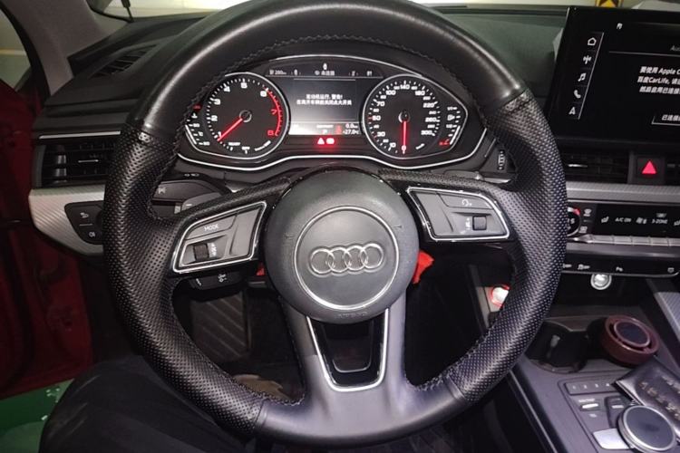 Used Audi A4L 2017 40 TFSI Fashion Model Steering Wheel
