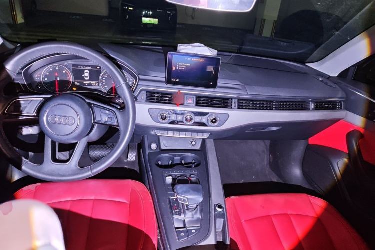 Used Audi A4L 2017 Plus 40 TFSI Ambition Model Center Console