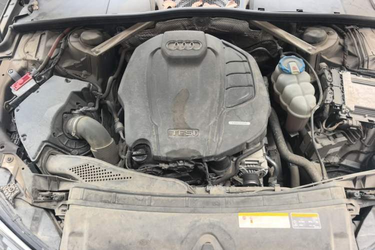 Used Audi A4L 2017 40 TFSI Ambition Edition Engine Bay