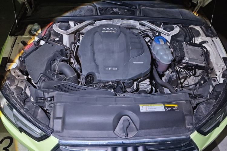 Used Audi A4L 2017 Plus 40 TFSI Ambition Model Engine Bay
