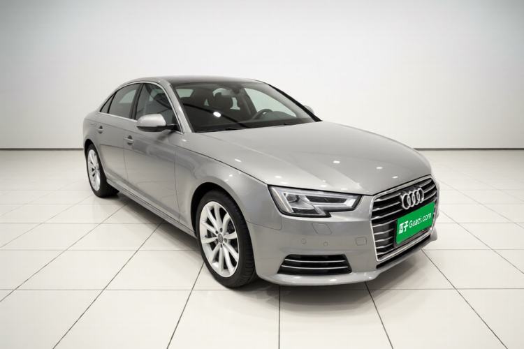 Used Audi A4L 2017 Plus 40 TFSI Fashion Model Front Right 45 Deg