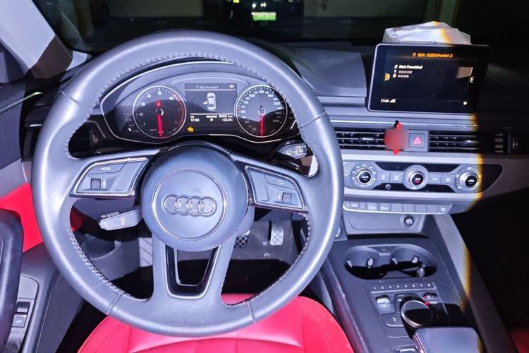 Used Audi A4L 2017 Plus 40 TFSI Ambition Model Steering Wheel