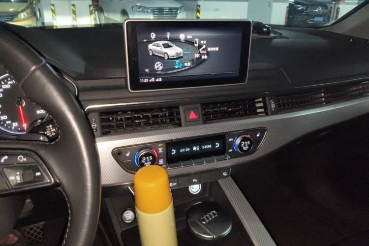 Used Audi A4L 2017 40 TFSI Fashion Model Audio And AC Panel