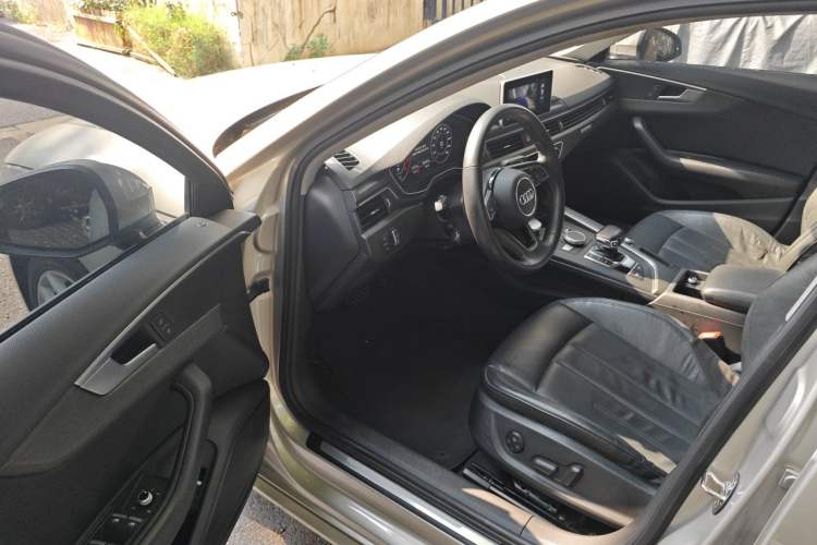 Used Audi A4L 2017 45 TFSI quattro Style Edition Driver Seat