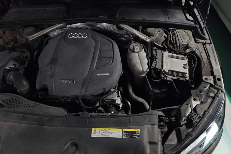 Used Audi A4L 2017 40 TFSI Ambition Edition Engine Bay Left