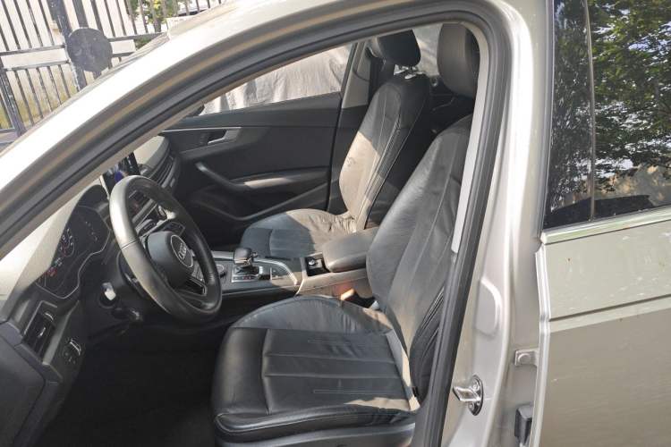 Used Audi A4L 2017 45 TFSI quattro Style Edition Left Front Seat