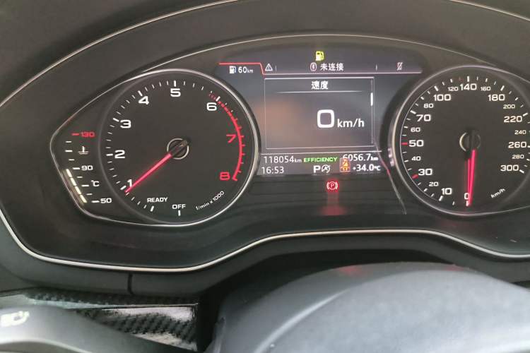 Used Audi A4L 2017 Plus 40 TFSI Ambition Model Odometer Close Up