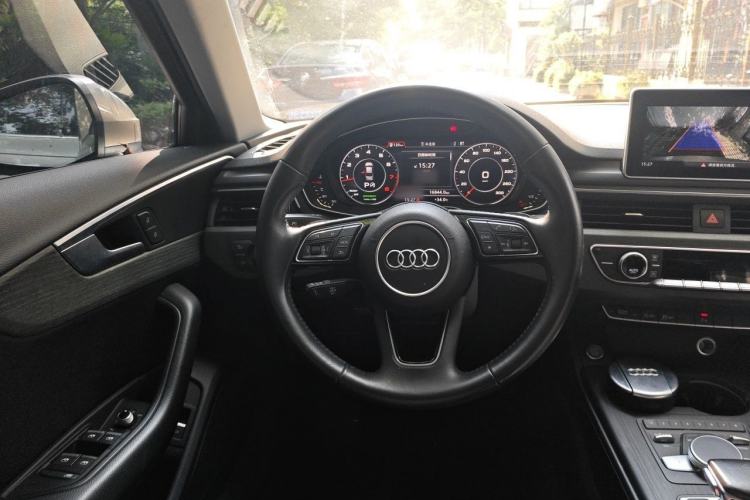 Used Audi A4L 2017 45 TFSI quattro Style Edition Steering Wheel