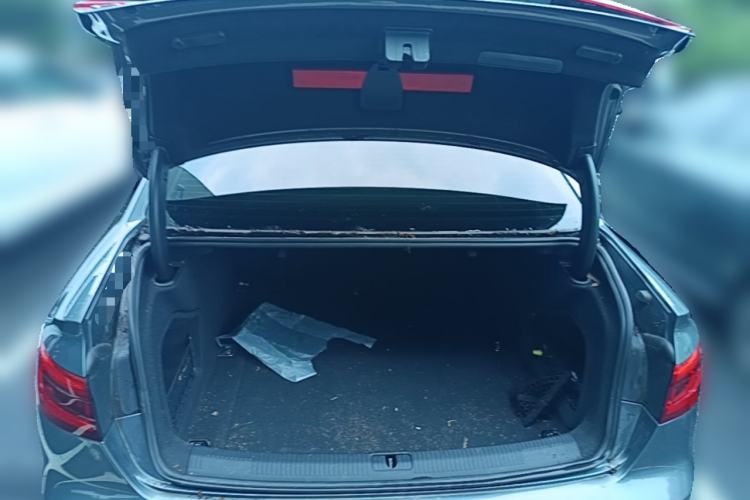 Used Audi A4L 2017 40 TFSI Fashion Model Trunk