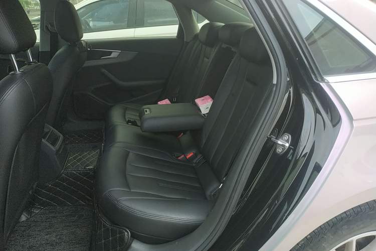 Used Audi A4L 2017 40 TFSI Ambition Edition Left Rear Seat