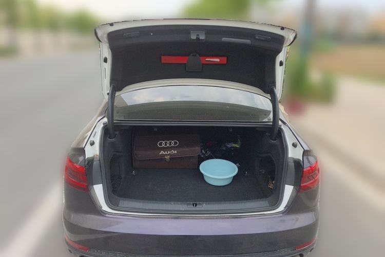 Used Audi A4L 2017 45 TFSI quattro Special Edition Trunk