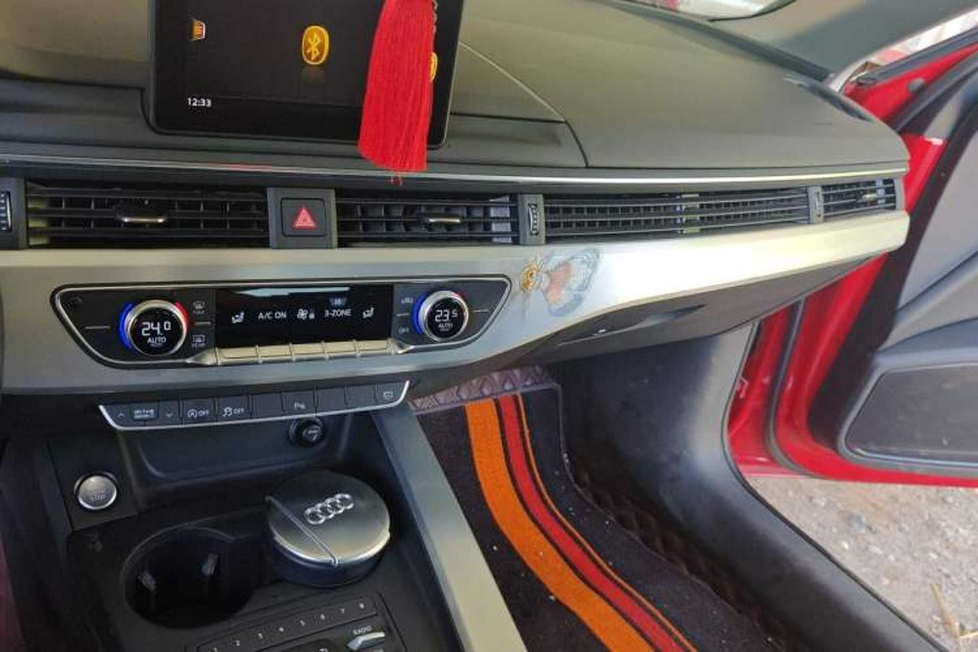 Used Audi A4L 2017 40 TFSI Style Edition Audio And AC Panel
