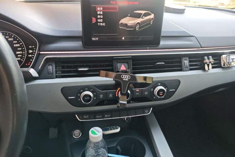 Used Audi A4L 2017 Plus 40 TFSI Ambition Model Audio And AC Panel