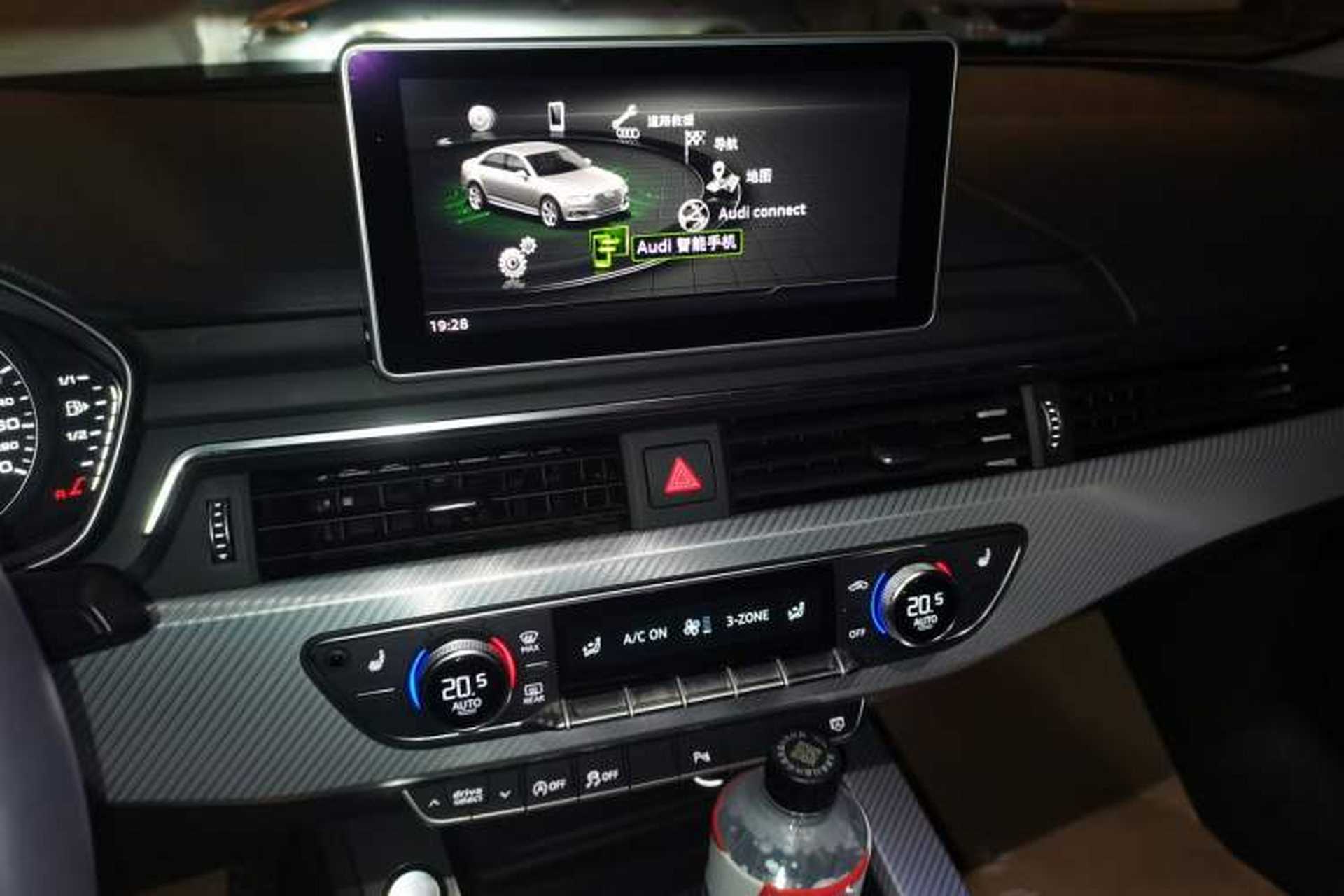 Used Audi A4L 2017 40 TFSI Fashion Model Audio And AC Panel