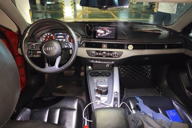 Used Audi A4L 2017 40 TFSI Ambition Edition Center Console