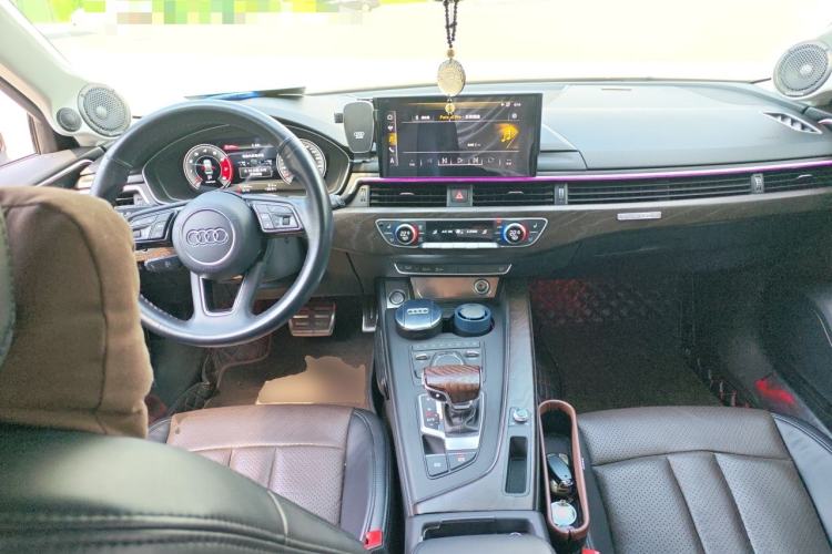 Used Audi A4L 2017 40 TFSI Fashion Model Center Console
