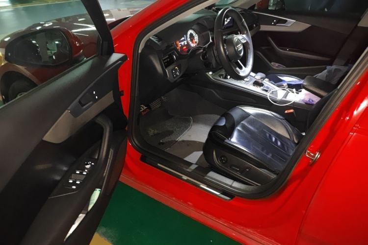 Used Audi A4L 2017 40 TFSI Ambition Edition Driver Seat