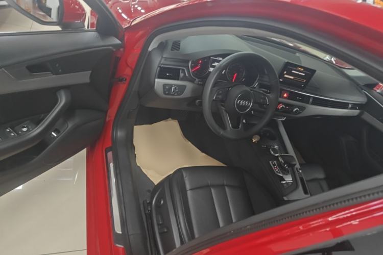 Used Audi A4L 2017 Plus 40 TFSI Ambition Model Driver Seat