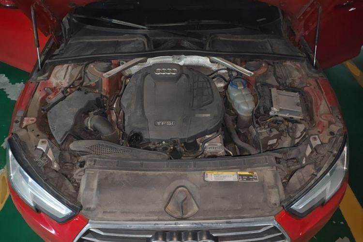 Used Audi A4L 2017 40 TFSI Ambition Edition Engine Bay