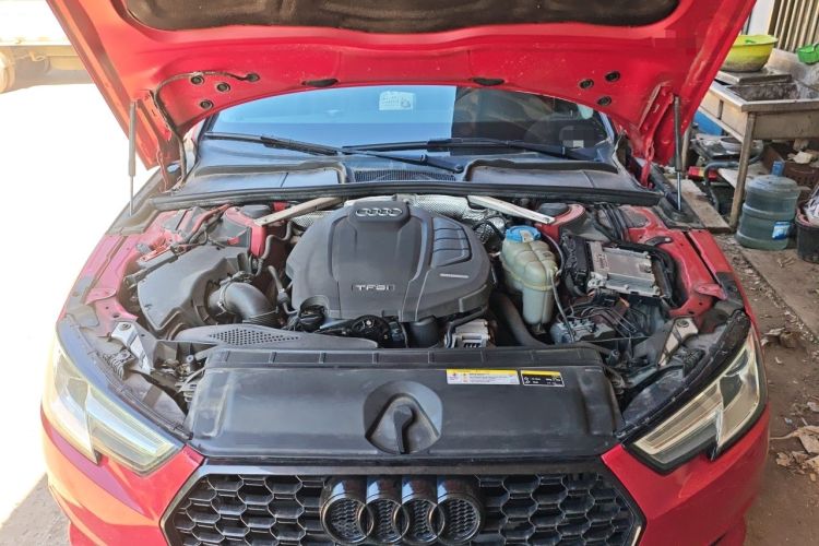 Used Audi A4L 2017 Plus 40 TFSI Ambition Model Engine Bay