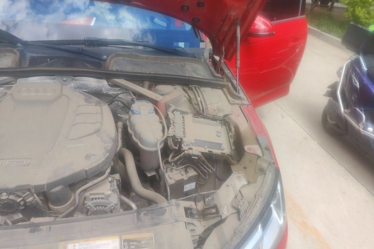 Used Audi A4L 2017 40 TFSI Ambition Edition Engine Bay Left