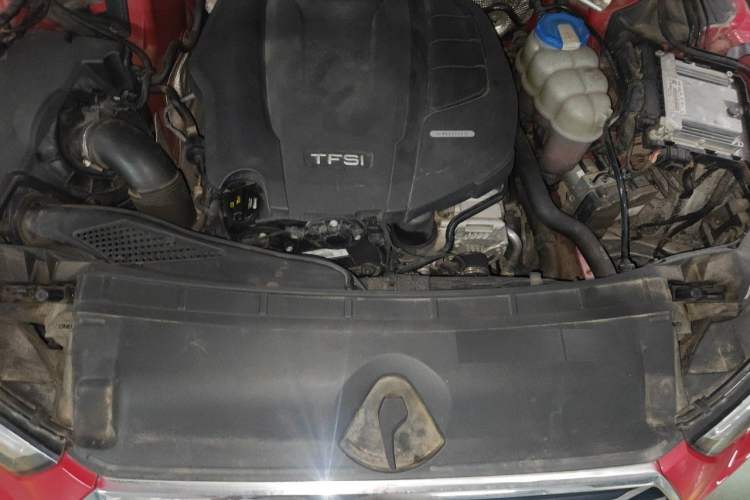 Used Audi A4L 2017 Plus 40 TFSI Ambition Model Engine Bay