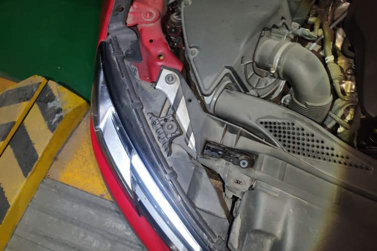 Used Audi A4L 2017 40 TFSI Ambition Edition Engine Bay Right