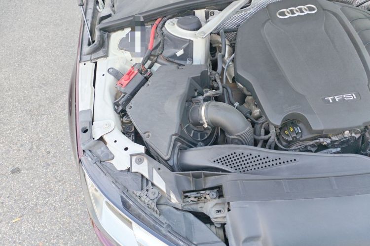 Used Audi A4L 2017 40 TFSI Fashion Model Engine Bay Right