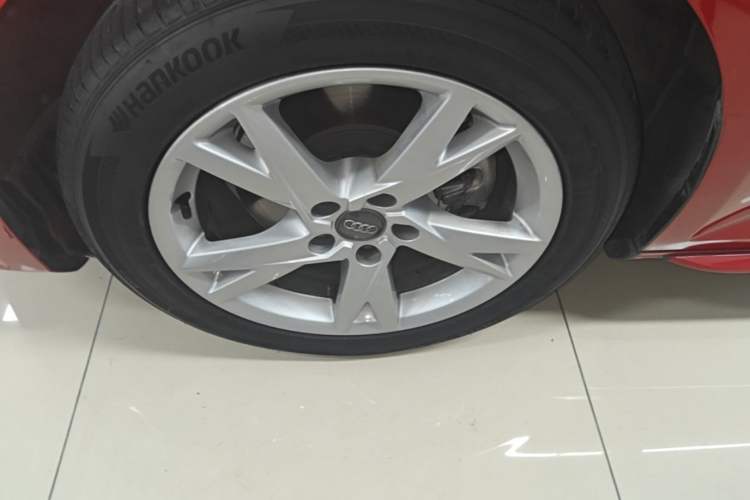 Used Audi A4L 2017 Plus 40 TFSI Ambition Model Exterior 1