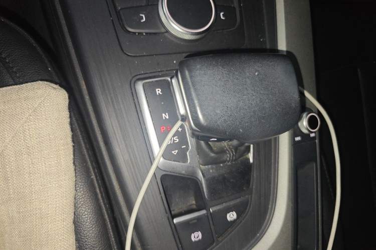 Used Audi A4L 2017 Plus 40 TFSI Ambition Model Gear Lever