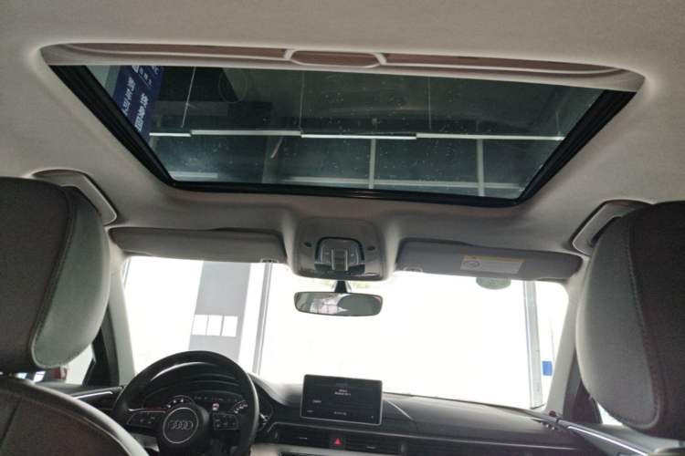 Used Audi A4L 2017 40 TFSI Fashion Model Headliner