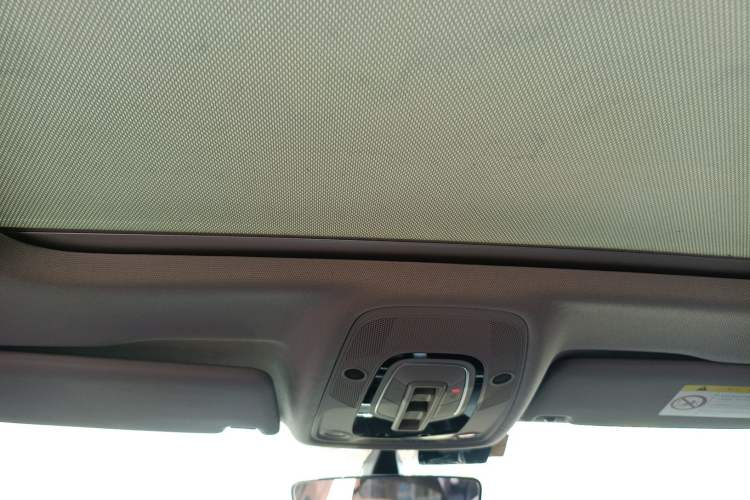 Used Audi A4L 2017 40 TFSI Fashion Model Headliner